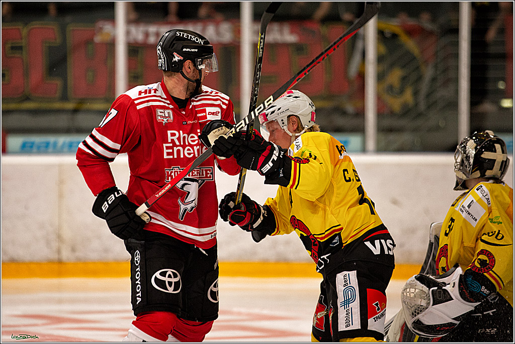 PENNY DEL;  Testspiel 2 Koelner Haie- SC Bern; Koeln, 20.08.2022